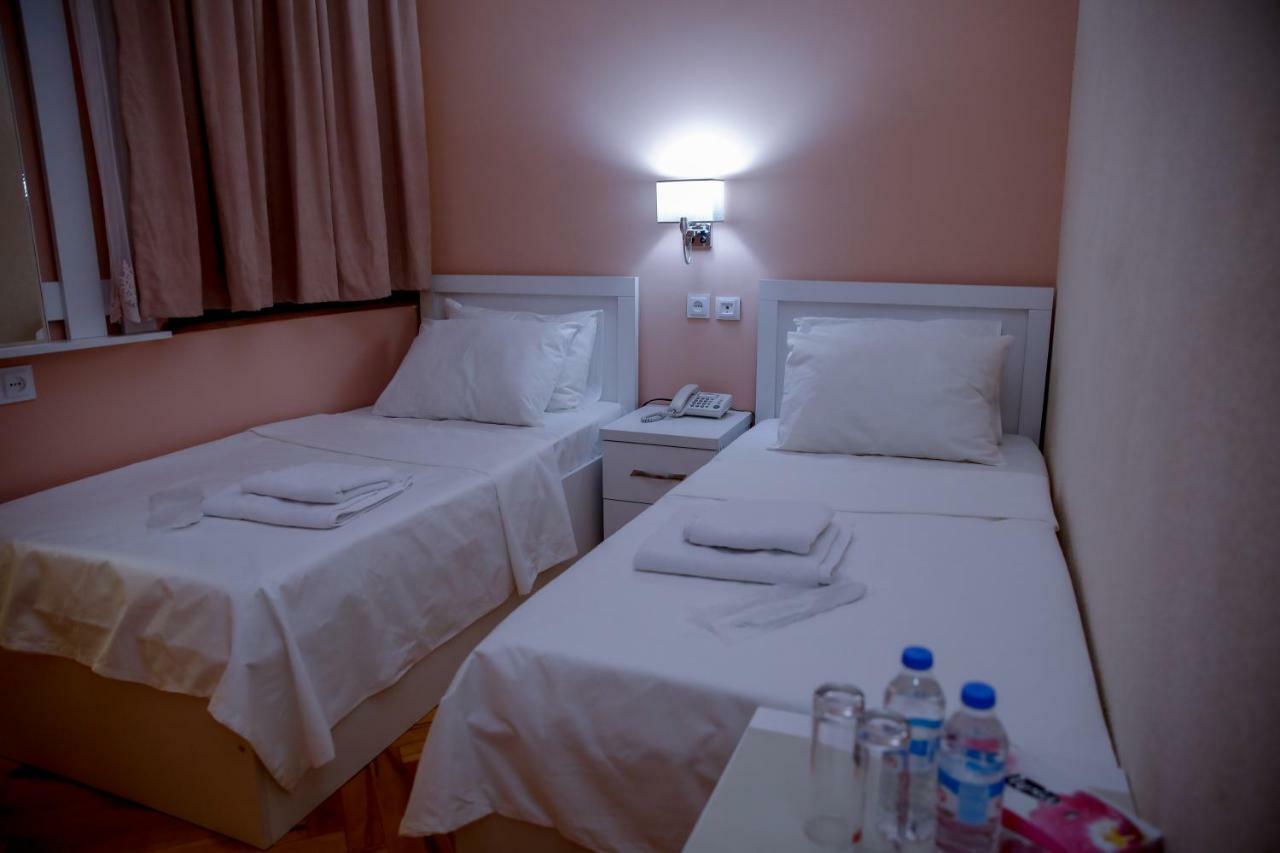 Hostel Euphoria Mariam Tbilisi Exterior foto